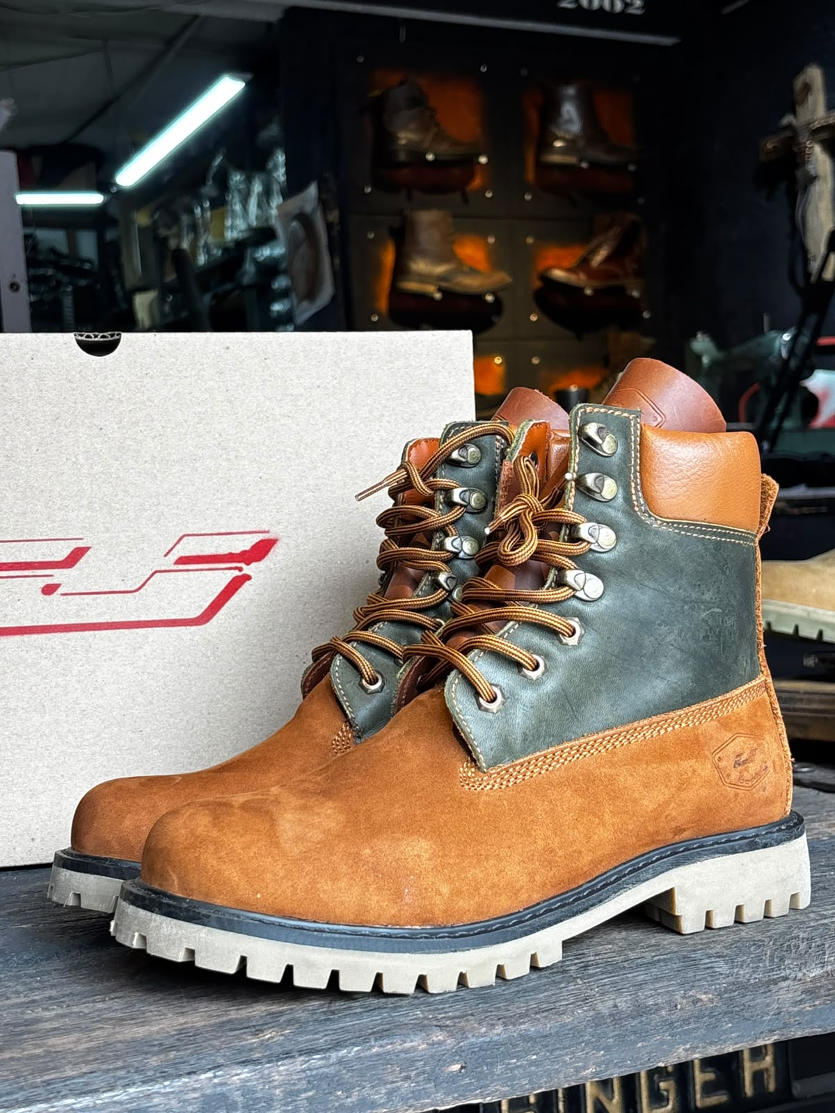 VARSOVIA EDICION ESPECIAL NOBUCK